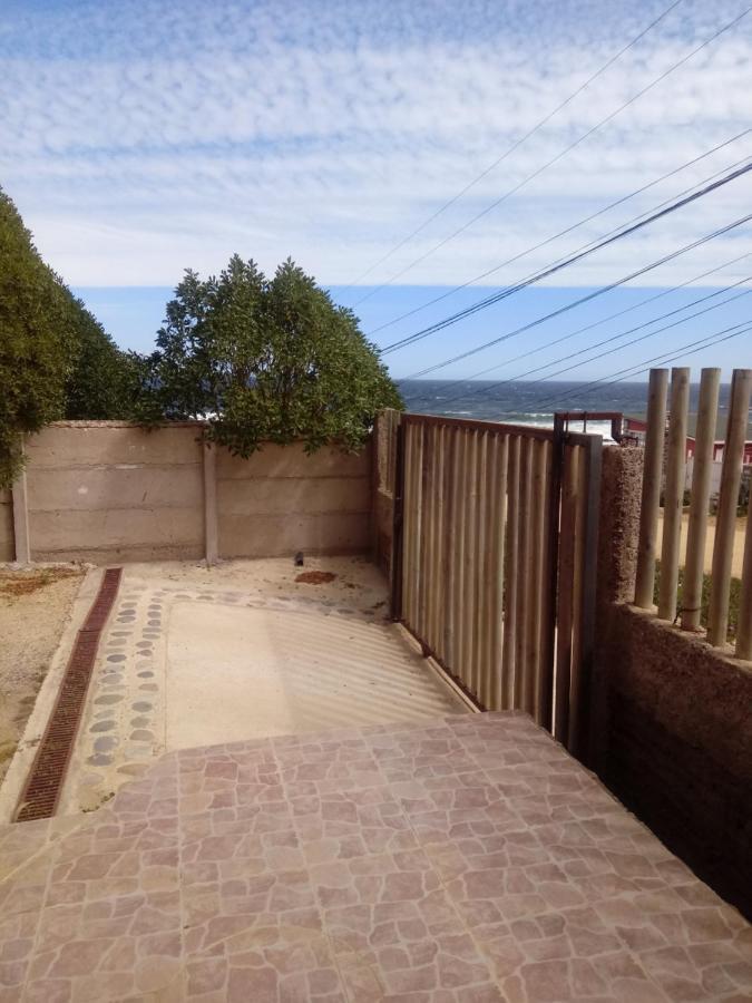 Habitaciones Y Apartamentos El Caleuche El Tabo Esterno foto