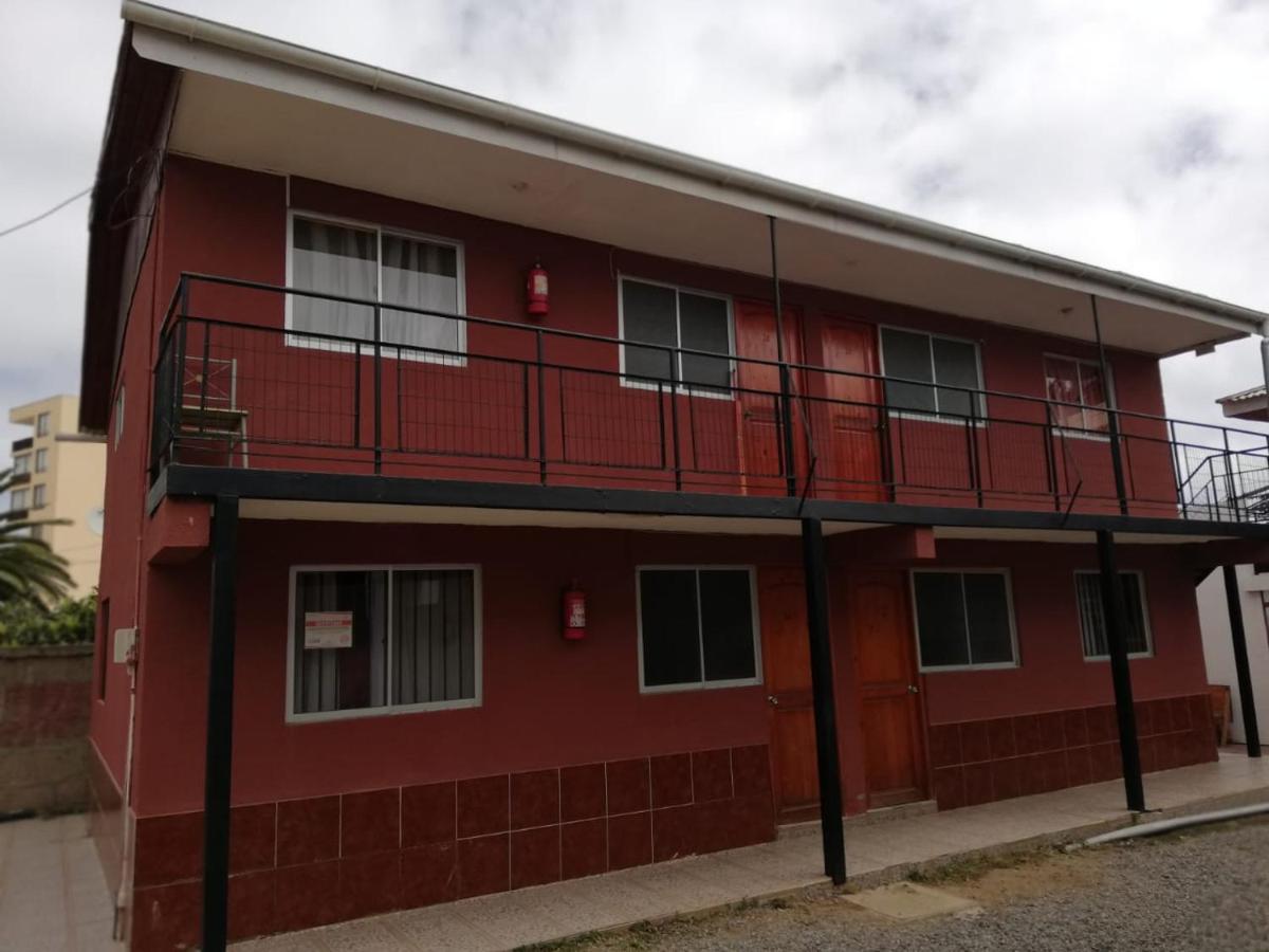 Habitaciones Y Apartamentos El Caleuche El Tabo Esterno foto