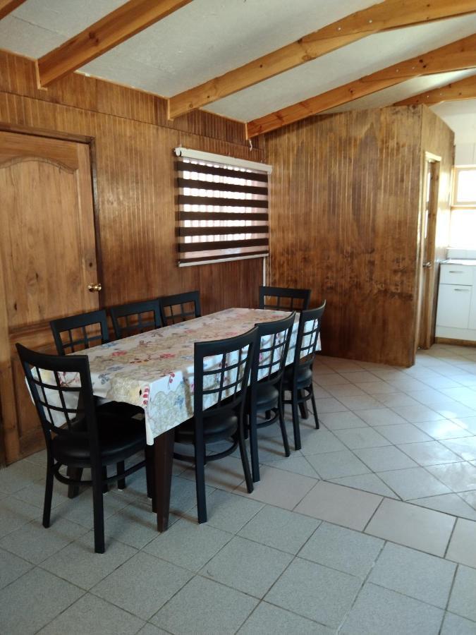 Habitaciones Y Apartamentos El Caleuche El Tabo Esterno foto